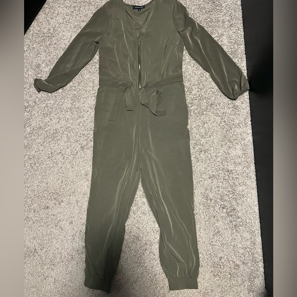 Brand New Jumpsuit - Picture 3 of 3